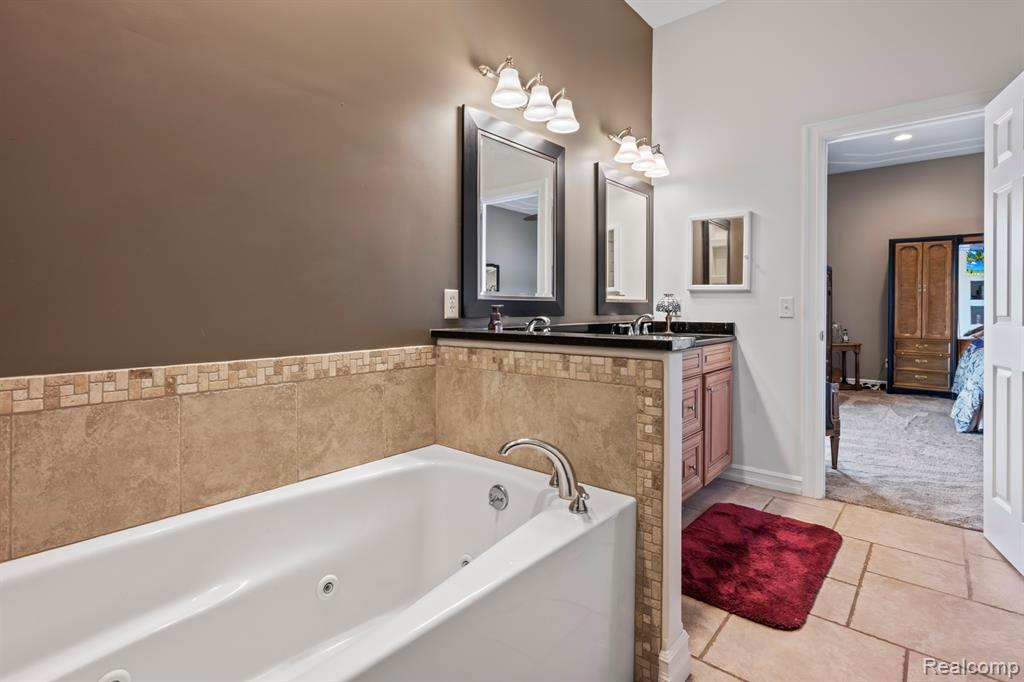 6225 Grand Blanc Road, Swartz Creek, MI 48473 — Photo 40