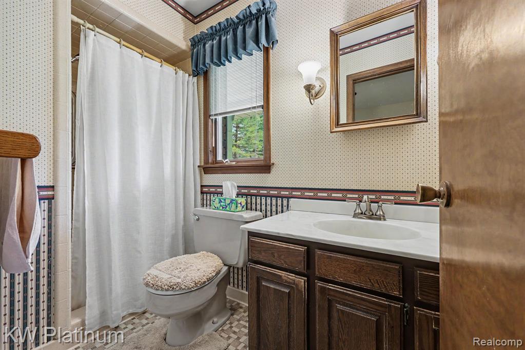9474 Bartel Road, Columbus, MI — Photo 17