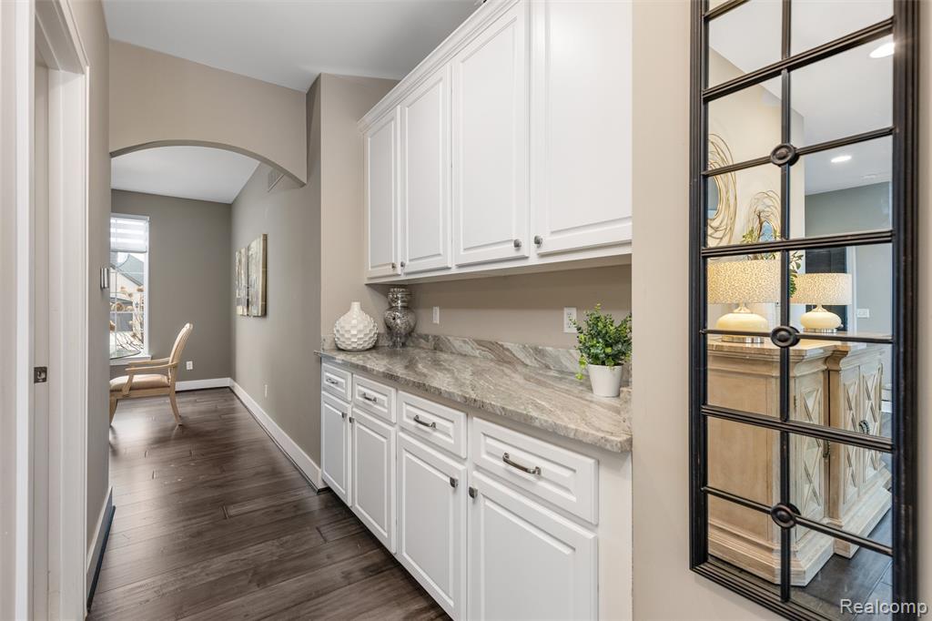 21924 E Majestic Drive, Macomb, MI 48044 — Photo 15