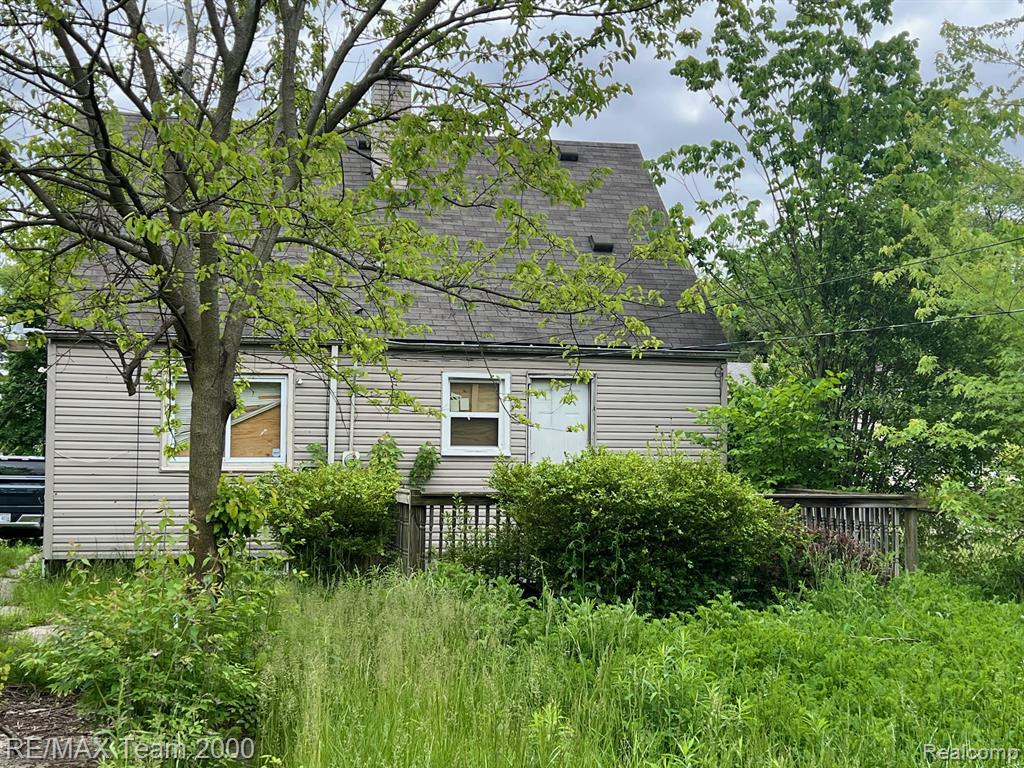 8505 Heyden Street, Detroit, MI 48228 — Photo 3