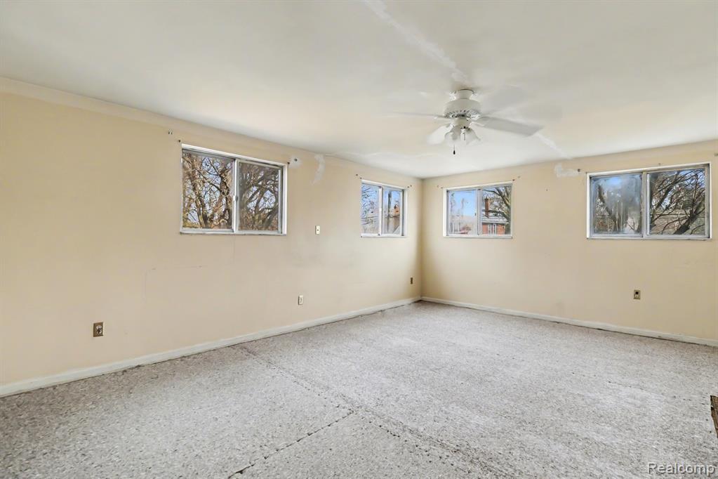 8594 Cloverlawn Street, Detroit, MI 48204 — Photo 14