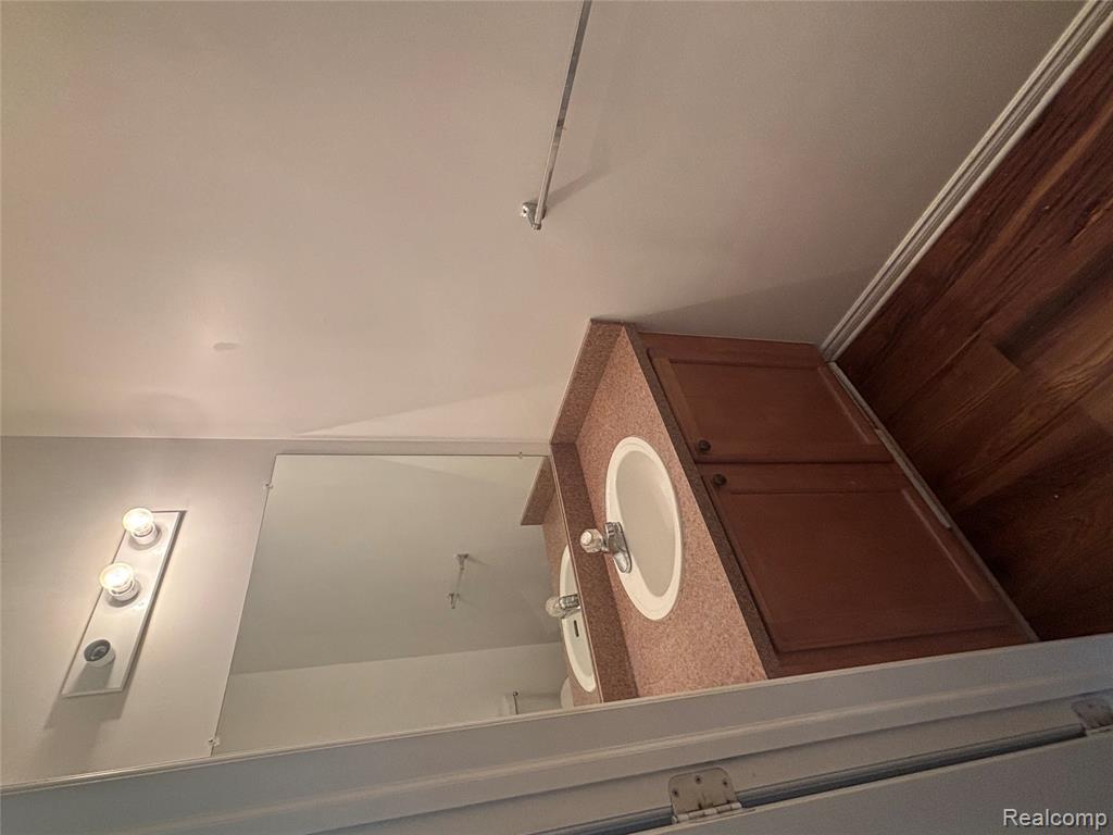 787 Piper Boulevard, Detroit, MI 48215 — Photo 11