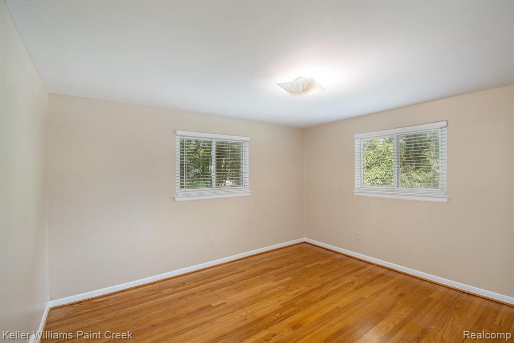 7374 WOODRIDGE Road, West Bloomfield, MI — Photo 14