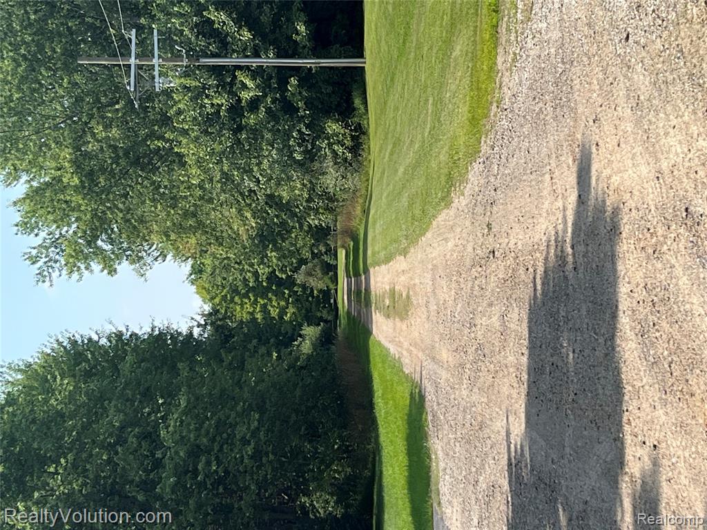 5885 Skyview Drive, Imlay City, MI 48444 — Photo 60