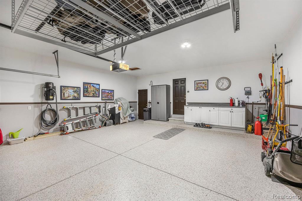 6634 SAINT ANDREWS Drive, Shelby Twp, MI 48316 — Photo 31