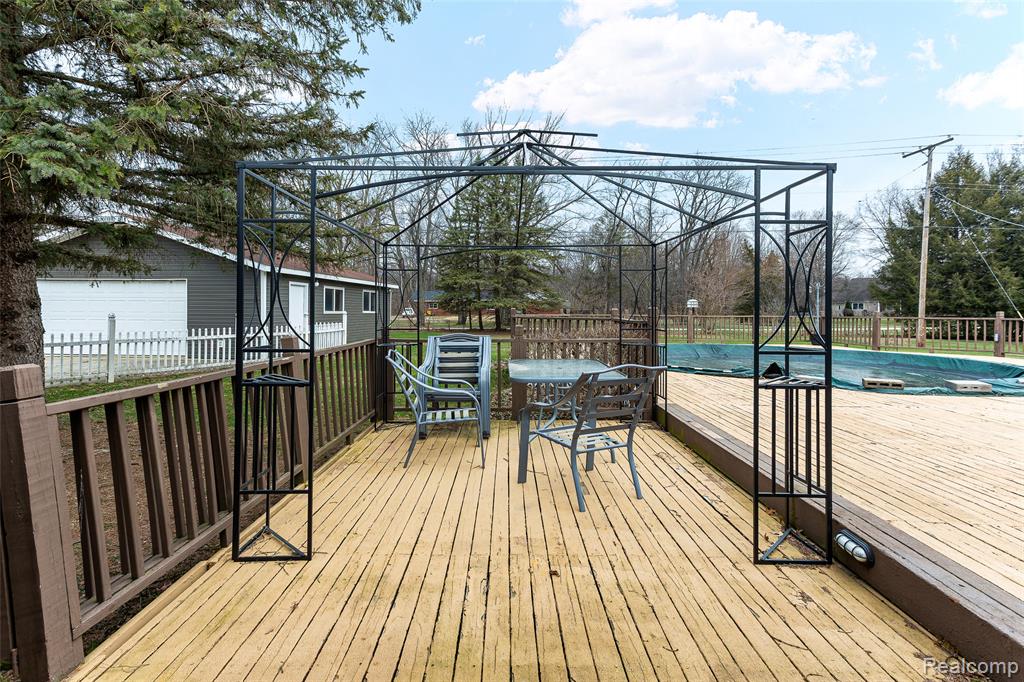 45784 Willis Road, Belleville, MI 48111 — Photo 40