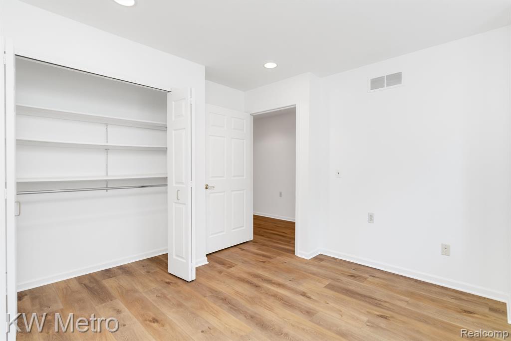 21305 Juniper Court, Farmington Hills, MI 48336 — Photo 30