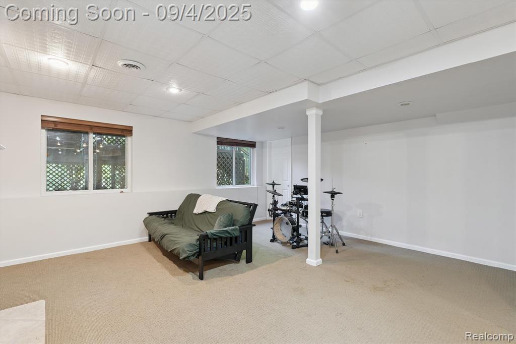 918 E Caroline Street, Fenton, MI 48430 — Photo 31
