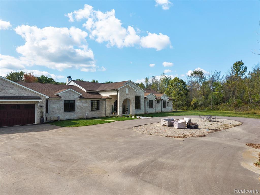 8799 S Rushton Road, South Lyon, MI 48178 — Photo 6