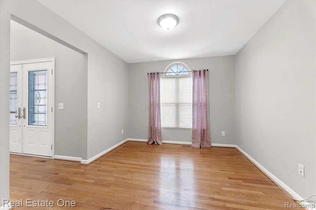 15405 Oakleigh, Southgate, MI 48195 — Photo 15