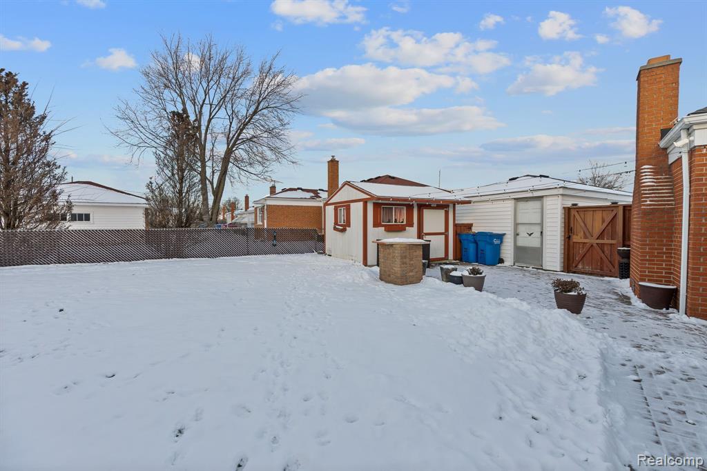 4993 ENGLEMAN Avenue, Warren, MI 48091 — Photo 33