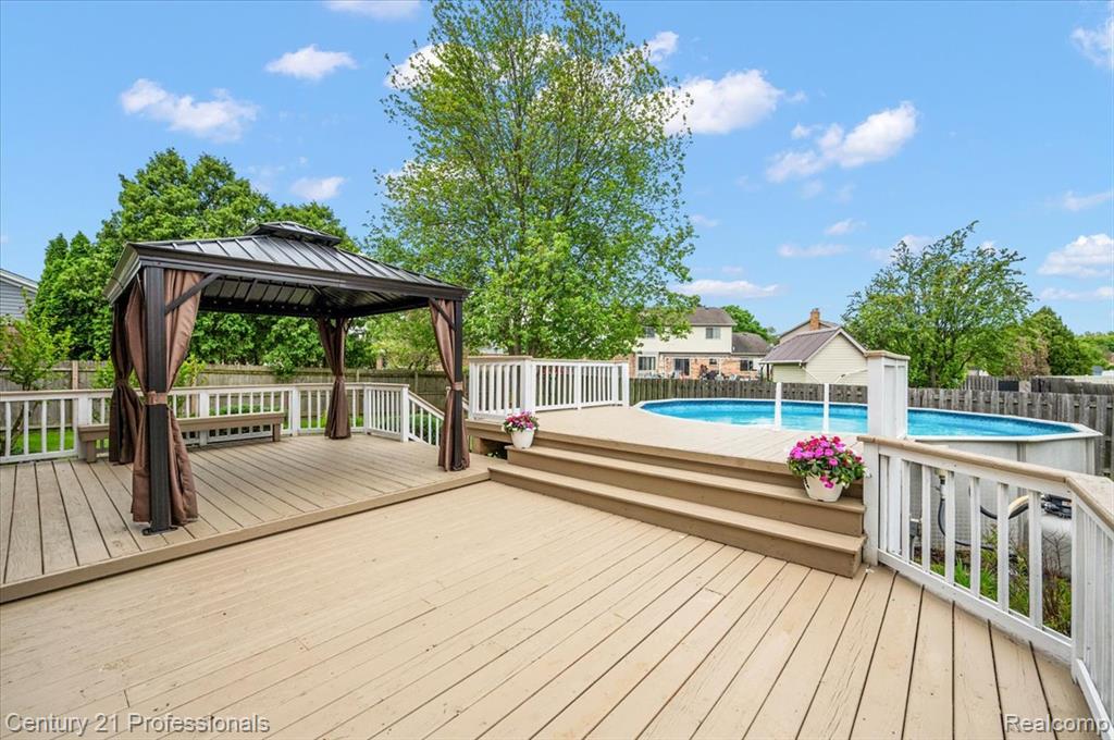 43587 Petrucci Drive, Clinton Twp, MI 48038 — Photo 40