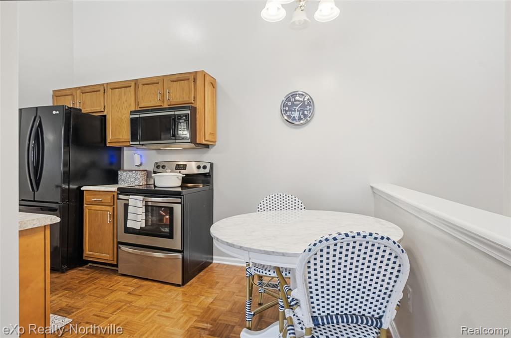 42161 Mill Race Circle, 32, Plymouth, MI 48170 — Photo 12