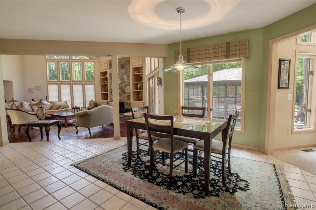 1305 Kings Pointe Road, Grand Blanc, MI 48439 — Photo 28