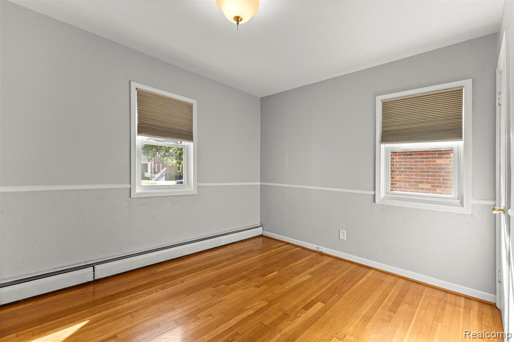 9892 Hubert Avenue, Allen Park, MI 48101 — Photo 12