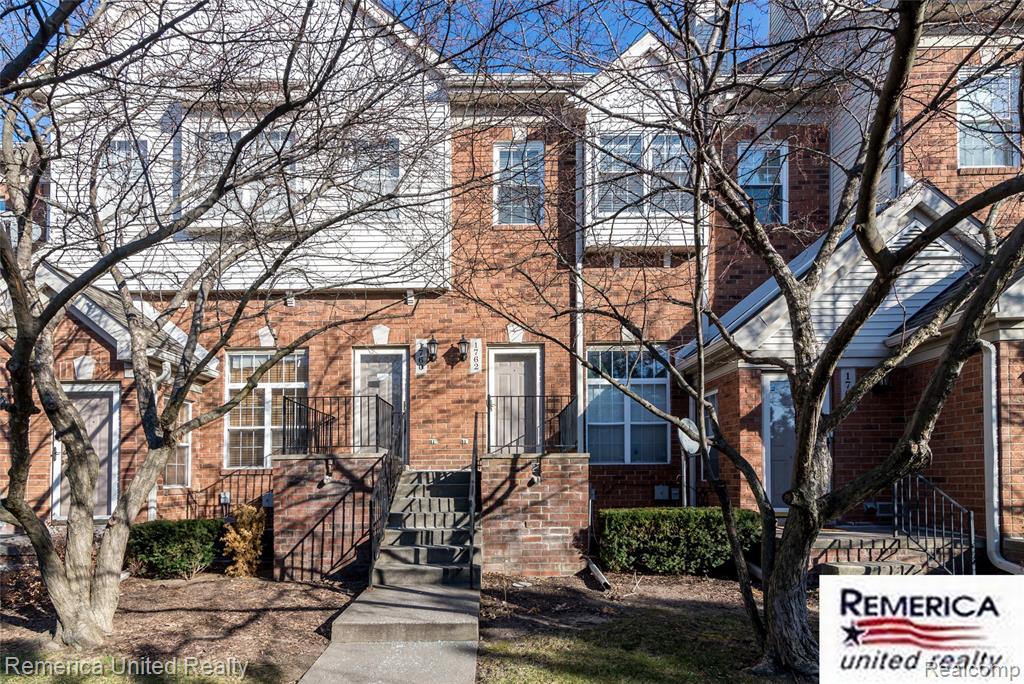 1762 Campau Farms Circle, Detroit, MI 48207 — front exterior