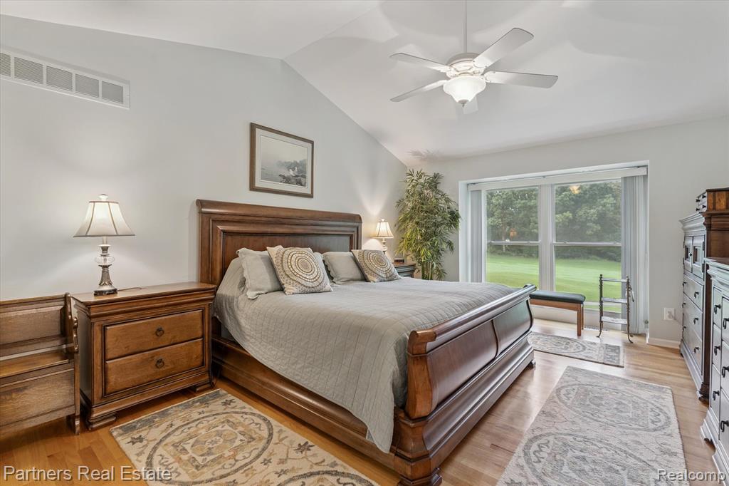 4757 Roundtree Drive, Brighton, MI 48116 — Photo 27