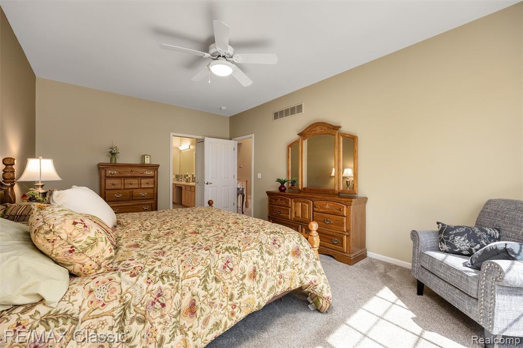 16934 Lochmoor Circle W, Northville, MI 48168 — Photo 20