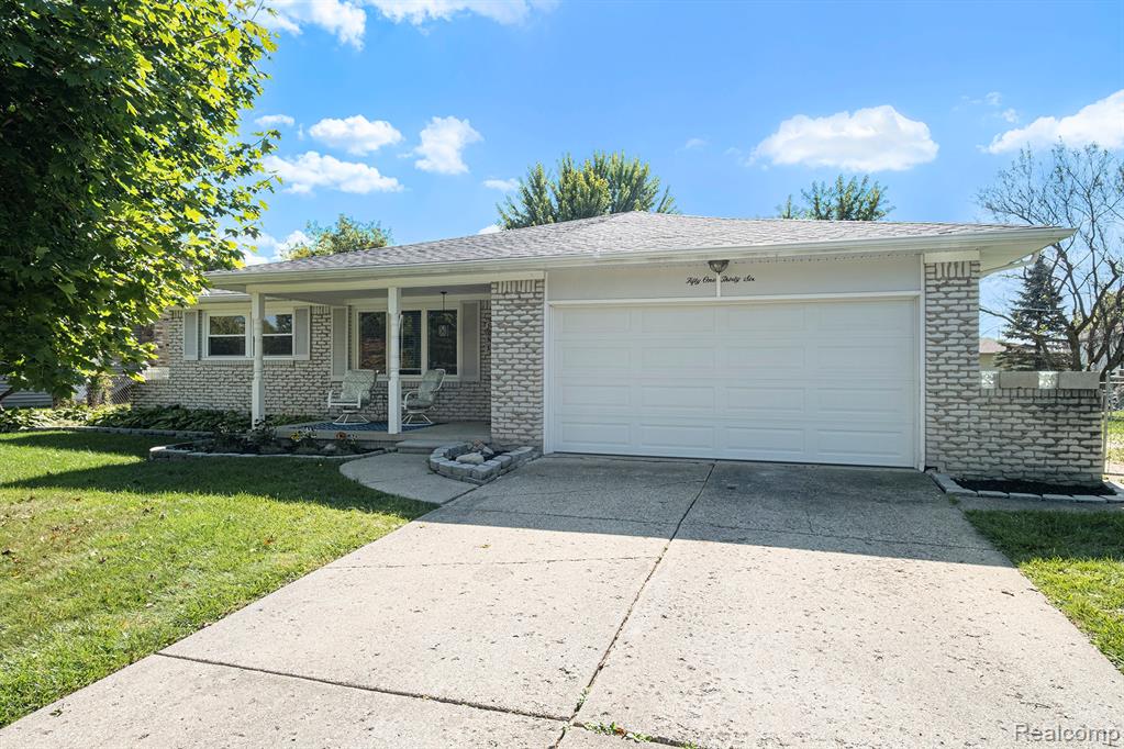 5136 Old Franklin Road, Grand Blanc, MI 48439 — Photo 2