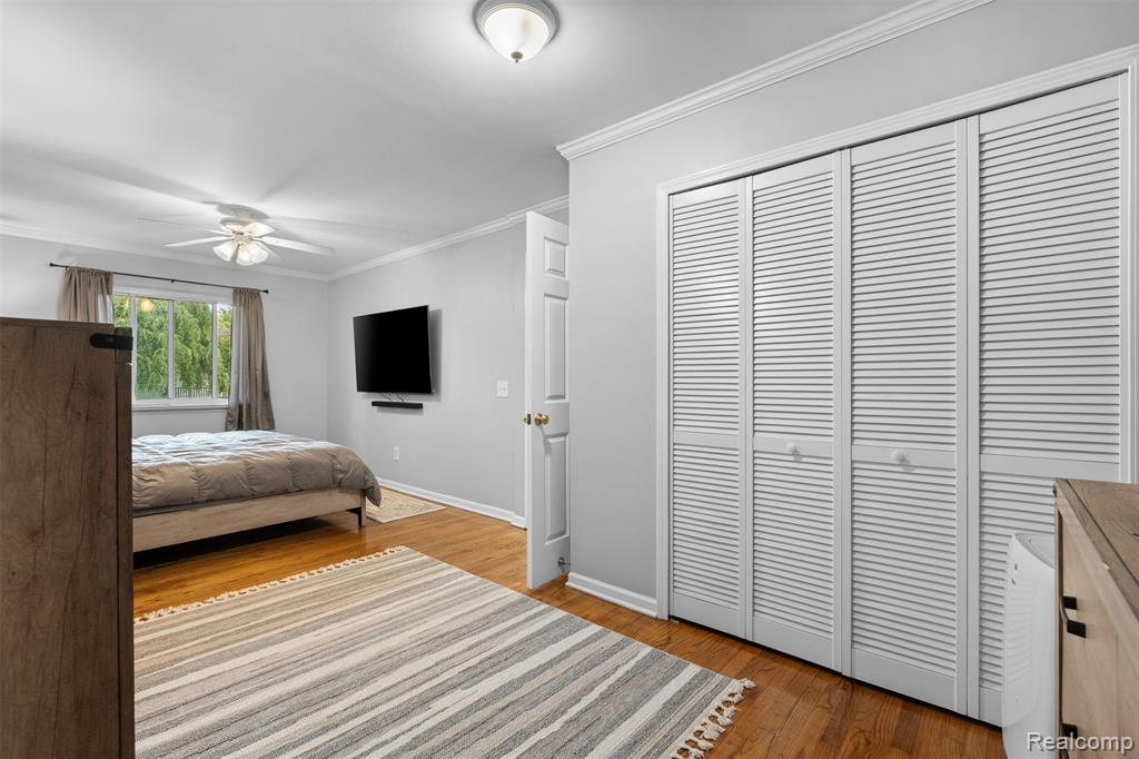 2235 Mentone Street, Wolverine Lake, MI 48390 — Photo 12