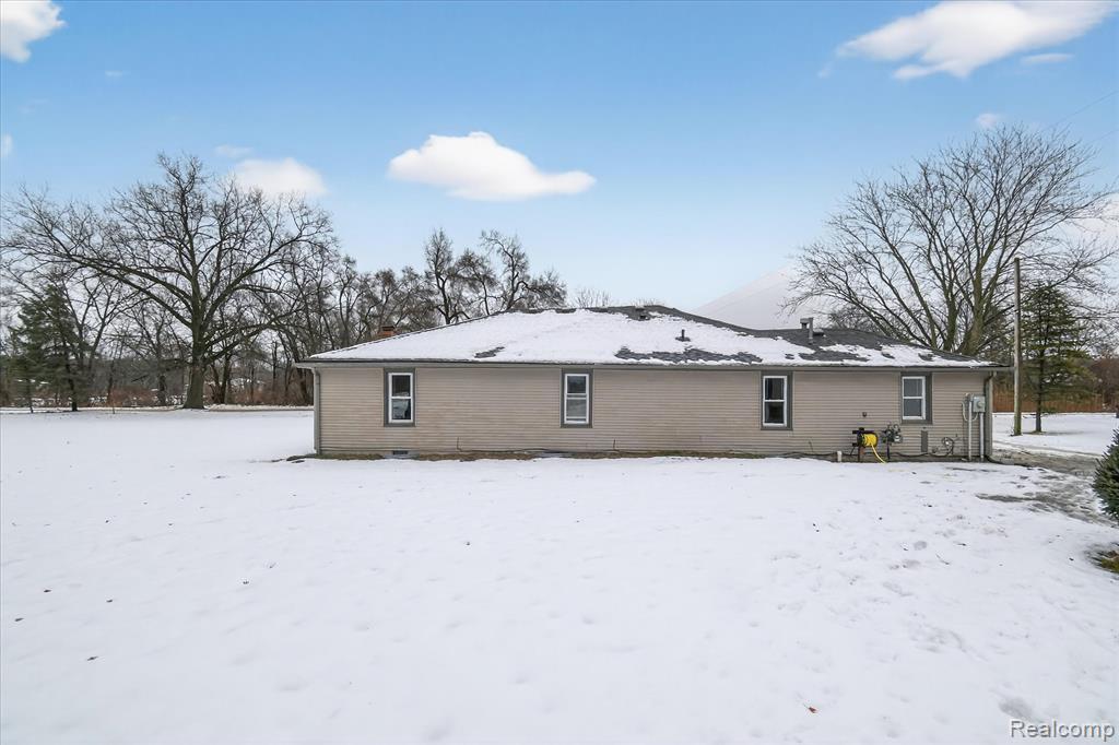 23650 Elwell Road, Belleville, MI 48111 — Photo 36