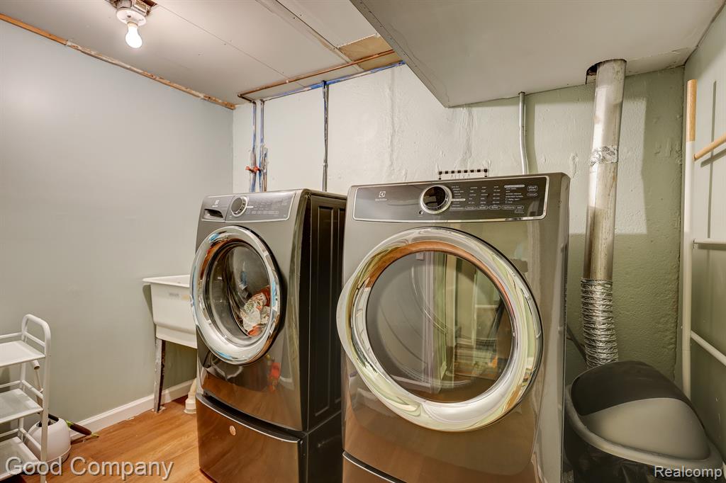 28660 LOWELL N, Southfield, MI 48076 — Photo 31