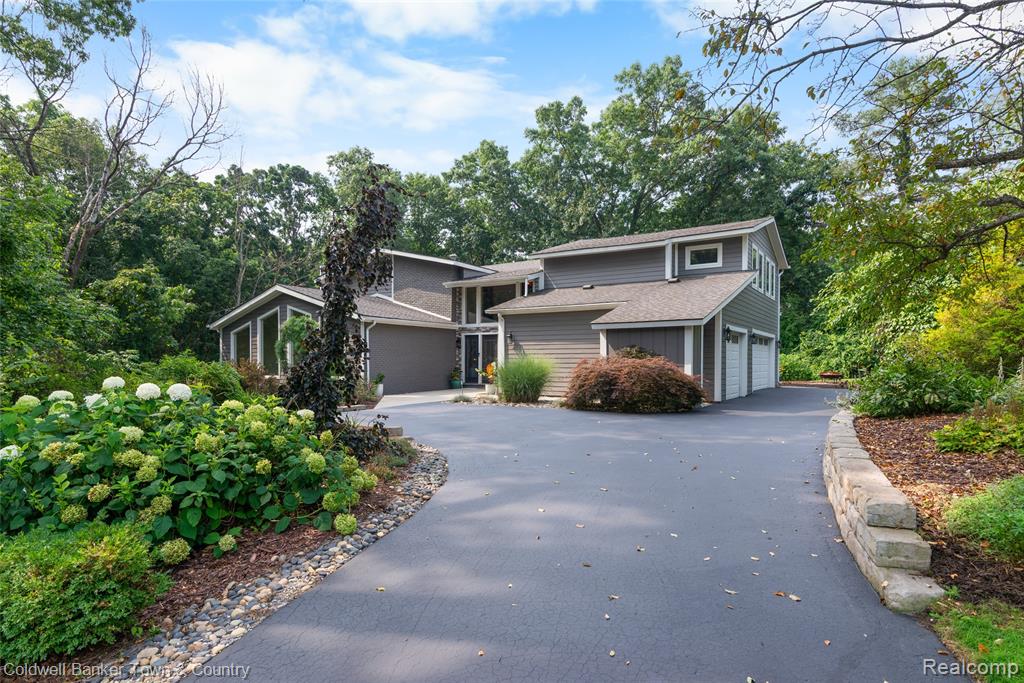 5728 Eggert Place, Brighton, MI, 48116