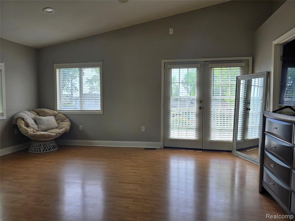 135 N Haven Street, Novi, MI 48377 — Photo 32
