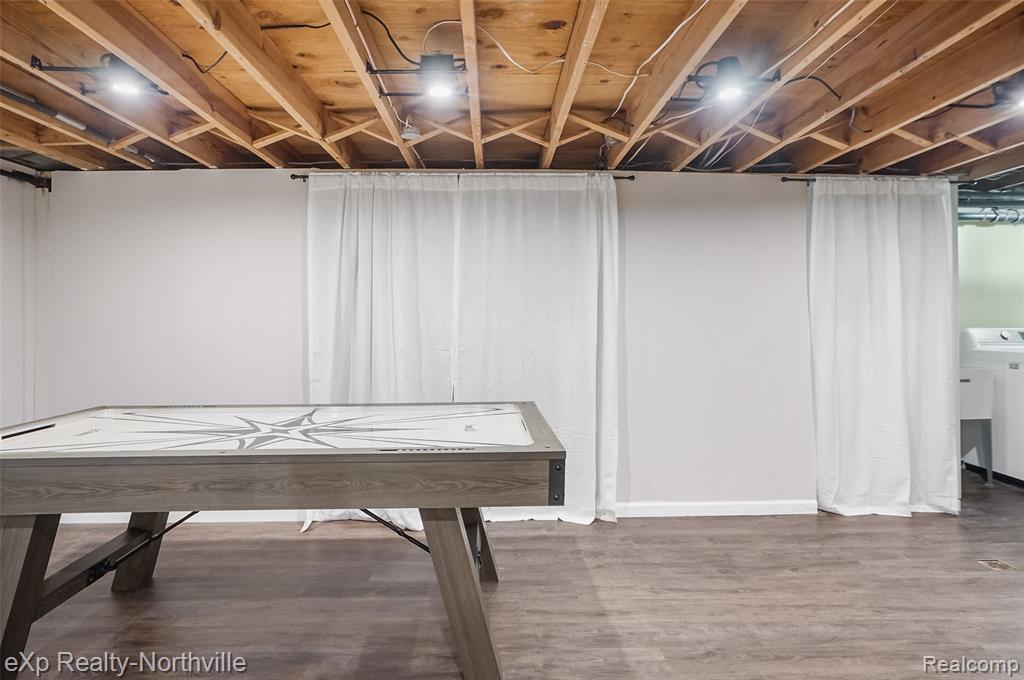 1929 Hopkins Drive, Wixom, MI 48393 — Photo 47