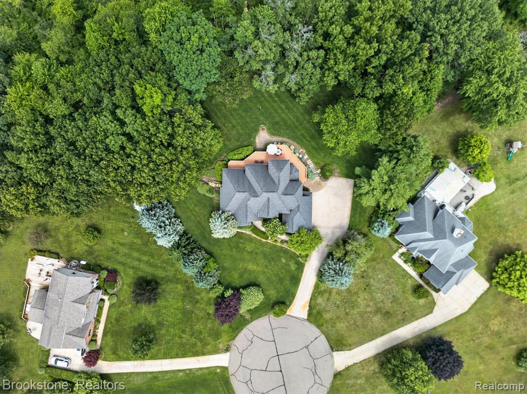 1330 Corey Cove, White Lake, MI 48383 — Photo 63