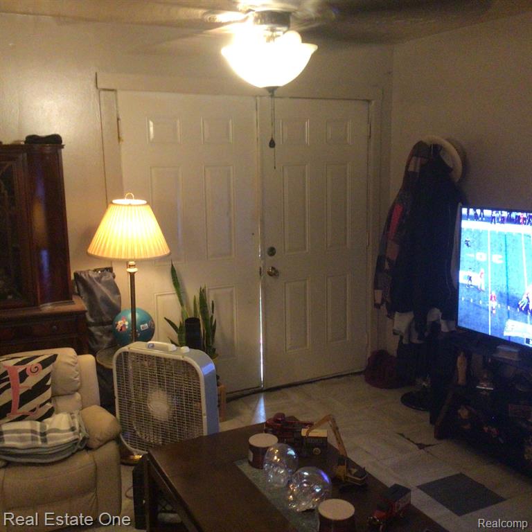 2956 WESTERN Street, Detroit, MI 48209 — Photo 3