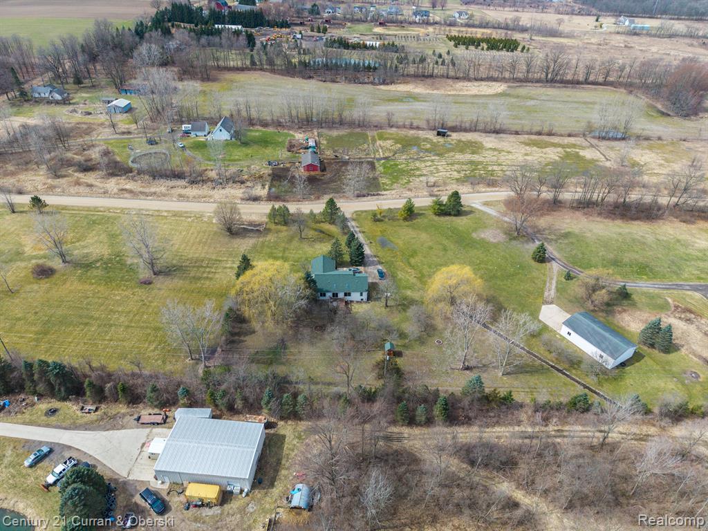 4220 HAPPY HOLLOW Lane, Howell, MI 48855 — Photo 27