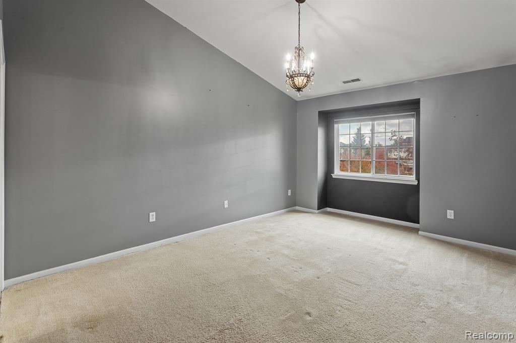 5529 TWIN OAKS Drive, Sterling Heights, MI 48314 — Photo 9