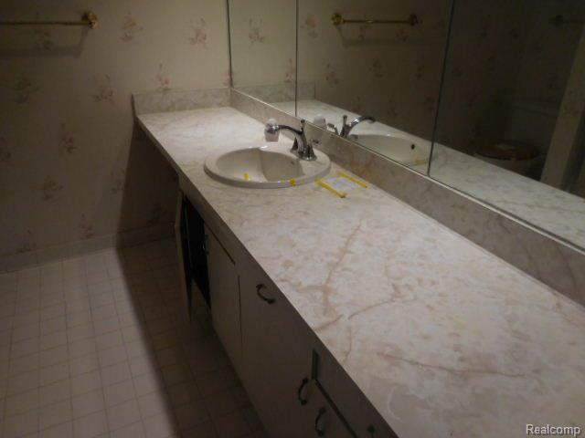 15801 PROVIDENCE Drive, 9F, Southfield, MI 48075 — Photo 15