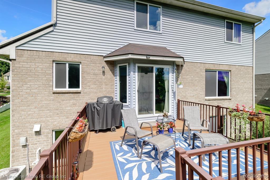 42773 Colonial Road, Van Buren, MI 48111 — Photo 32