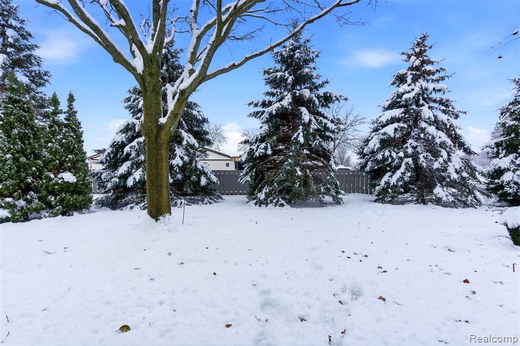 68 Pine Grove Drive, Frankenmuth, MI 48734 — Photo 28