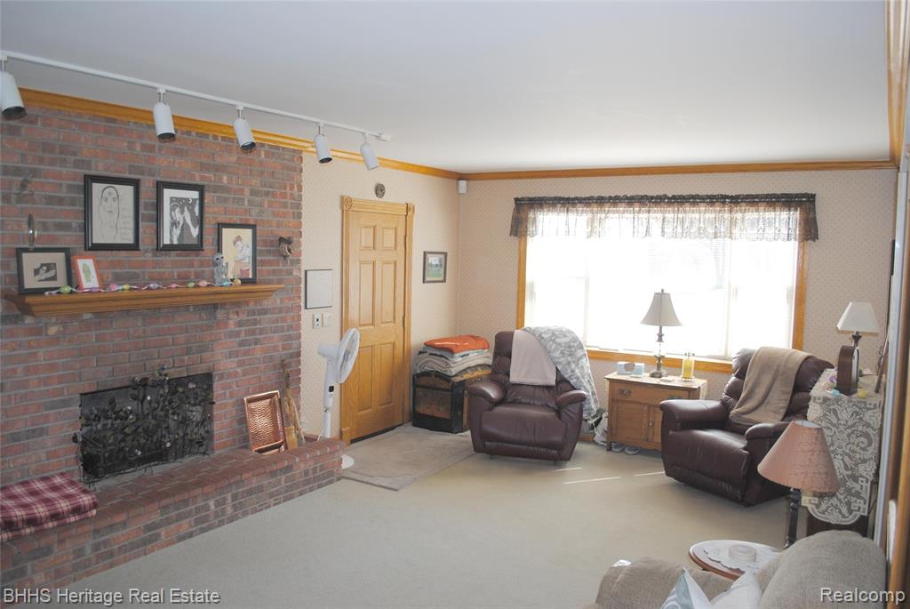 4450 Golf Club Road, Howell, MI 48843 — Photo 17