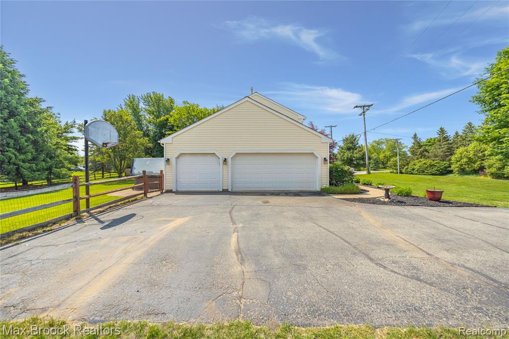9863 MARSHALL ROAD, South Lyon, MI 48178 — Photo 51