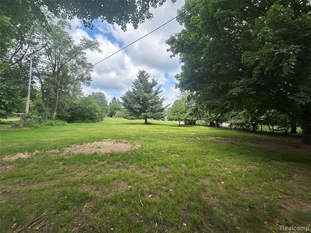 3364 Elder Road, West Bloomfield, MI 48324 — Photo 18