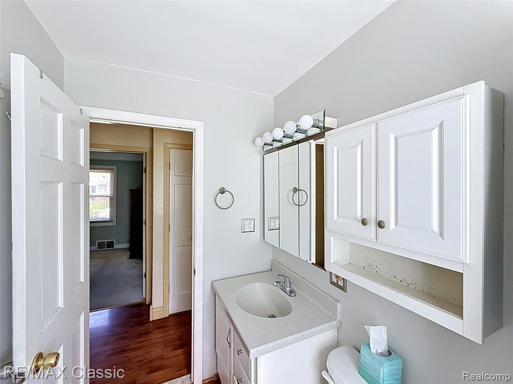 1757 Riverbank Street, Lincoln Park, MI 48146 — Photo 9