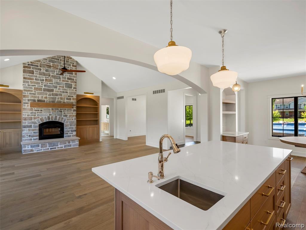 7680 Parshallville Road, Hartland, MI 48430 — Photo 8