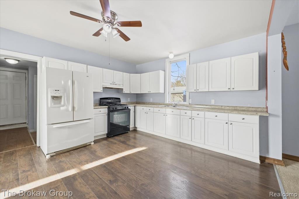 274 S Lake Pleasant Road, Attica, MI 48412 — Photo 16