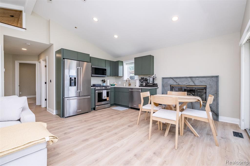 2100 N Channel Drive, MI 48028 — Photo 26