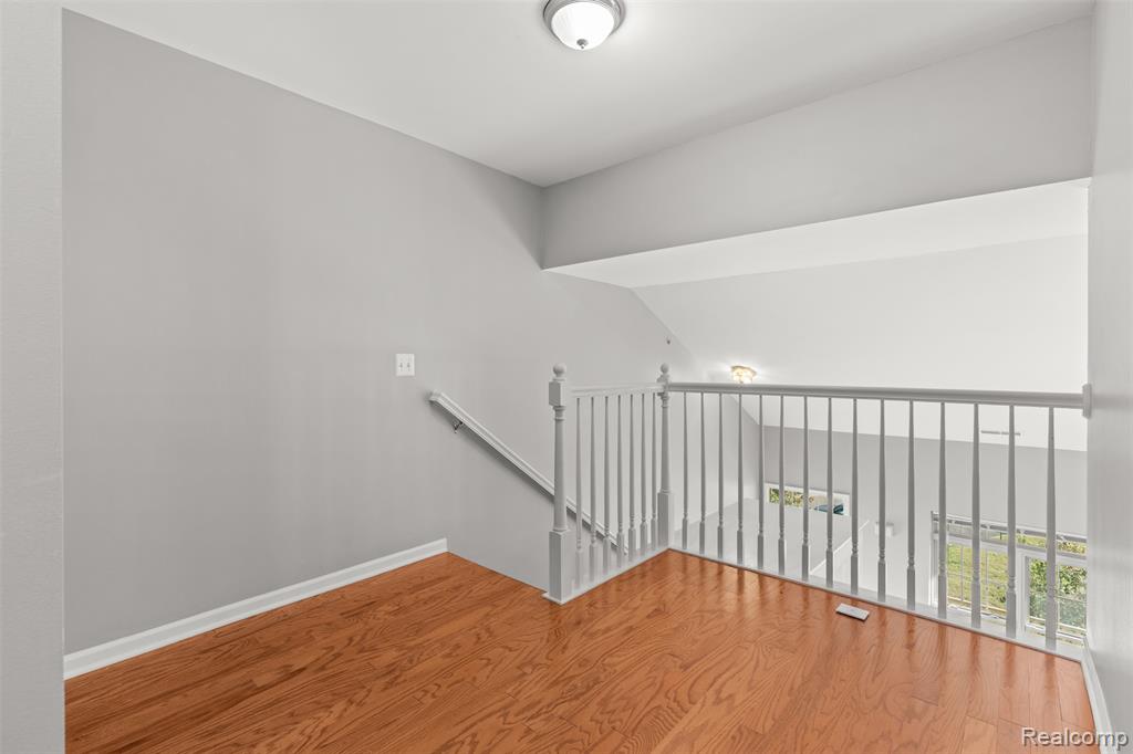 470 Old Pine Way, Walled Lake, MI 48390 — Photo 22