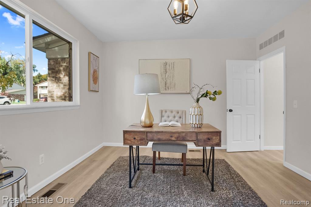 684 ABBEY, Rochester Hills, MI 48307 — Photo 25