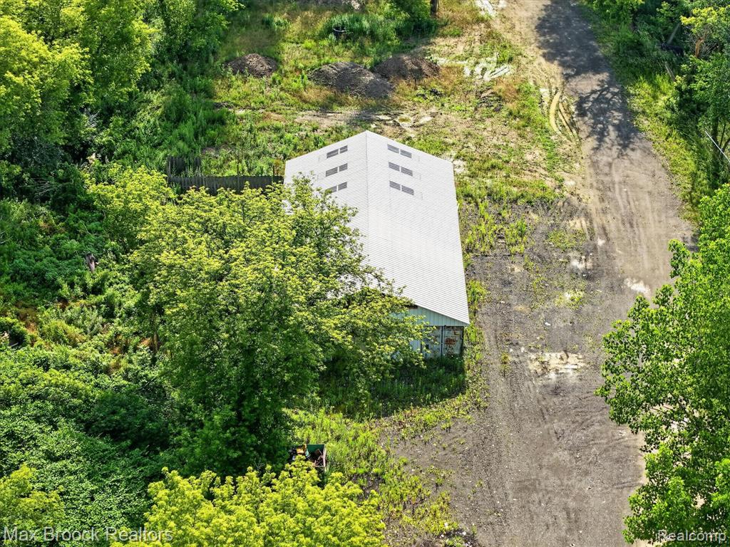 27241 Sumpter Road, Belleville, MI 48111 — Photo 16