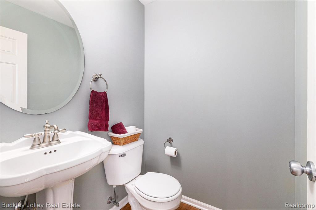 8537 SADDLEWOOD Drive, Brighton, MI 48116 — Photo 18