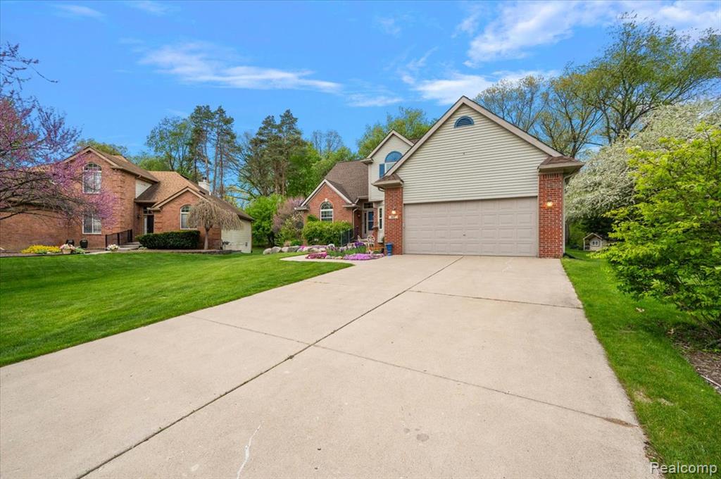 607 Salus Drive, Waterford, MI 48327 — Photo 50