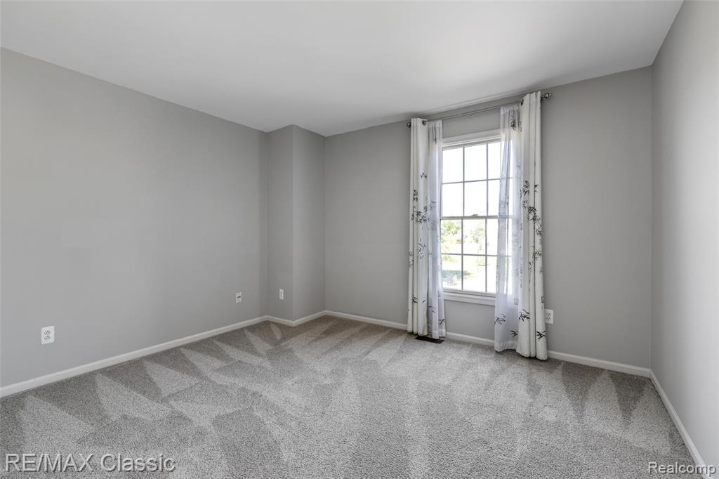 45273 Jacob Drive, Novi, MI — Photo 29