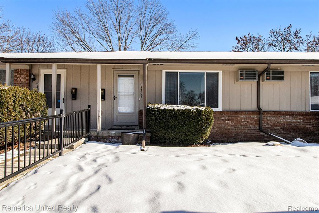 61207 Heritage Boulevard, 2, South Lyon, MI 48178 — Photo 2